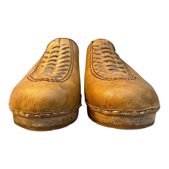 Vintage MIA Swedish Wood Clog Women size 37 US 7 - Picture 3 of 7